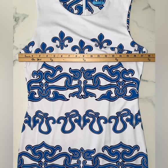 J. McLaughlin White and Blue Sheath Dress perfect for a Wedding Guest. Medium - Picture 4 of 7